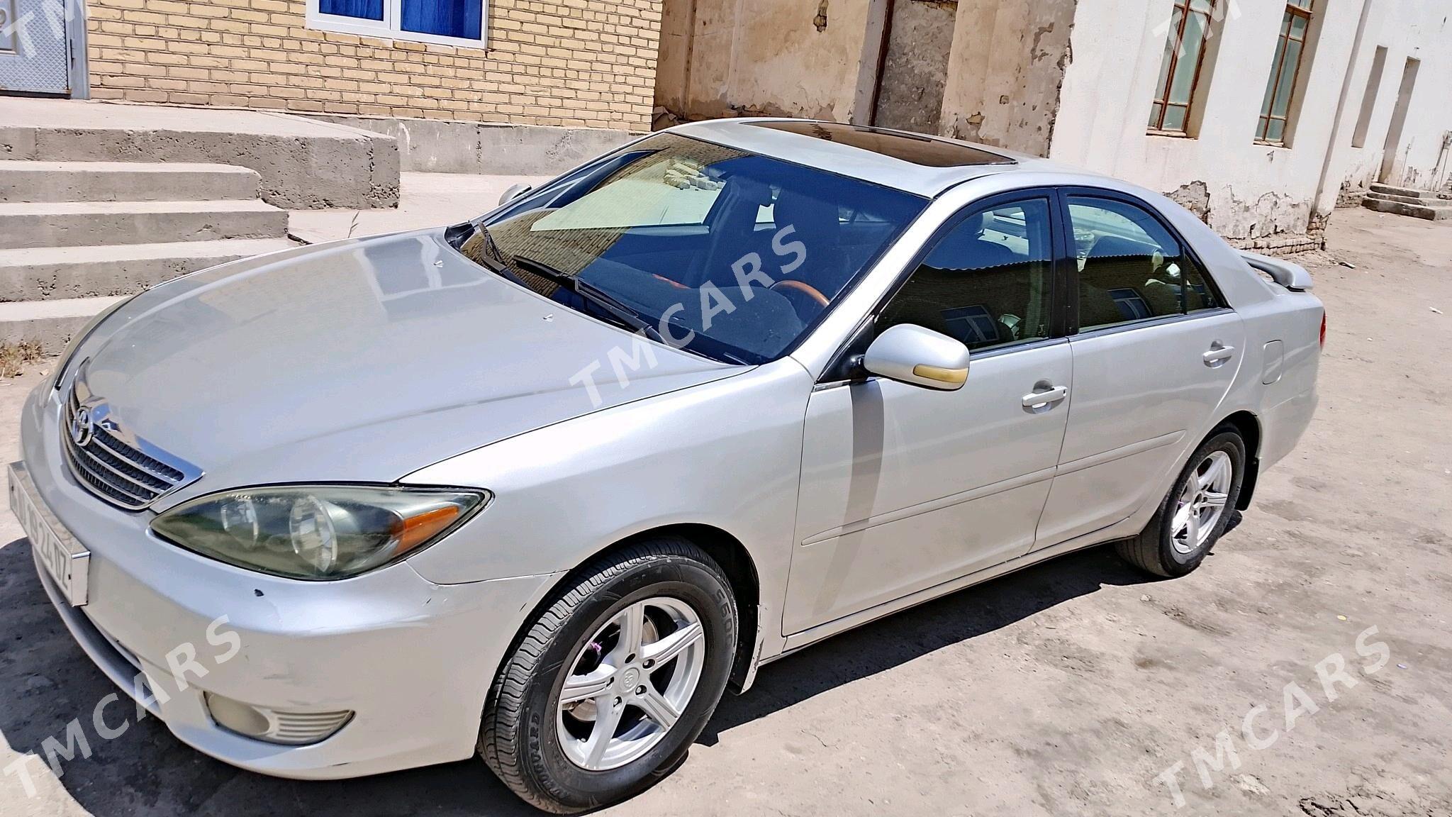 Toyota Camry 2002 - 132 000 TMT - Дянев - img 5