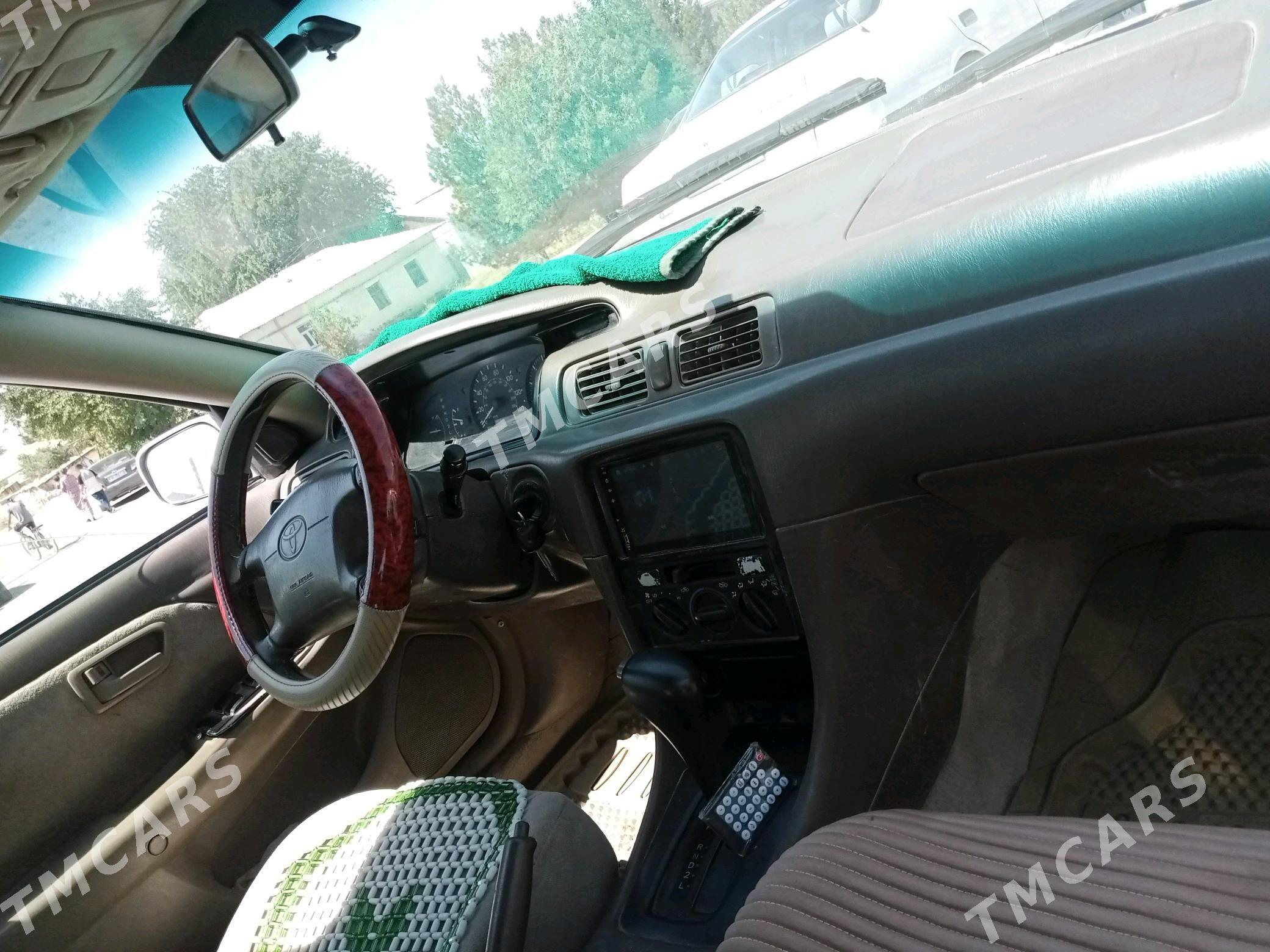 Toyota Camry 1999 - 117 000 TMT - Койтендаг - img 3