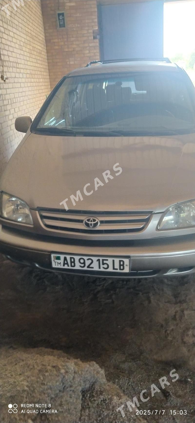 Toyota Sienna 1999 - 130 000 TMT - Çärjew - img 2