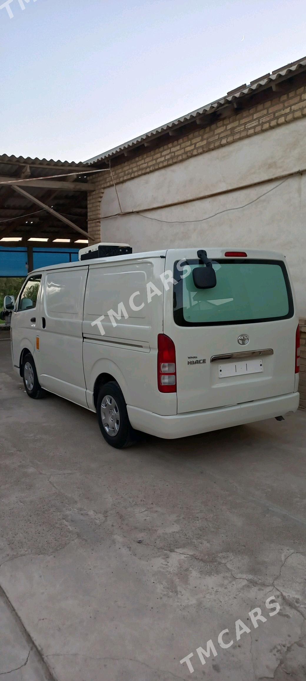 Toyota Hiace 2007 - 250 000 TMT - Mary - img 3