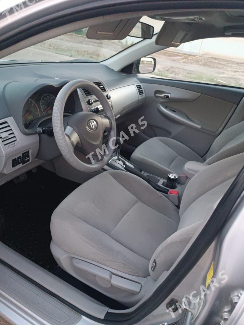 Toyota Corolla 2010 - 156 000 TMT - Гурбансолтан Едже - img 3