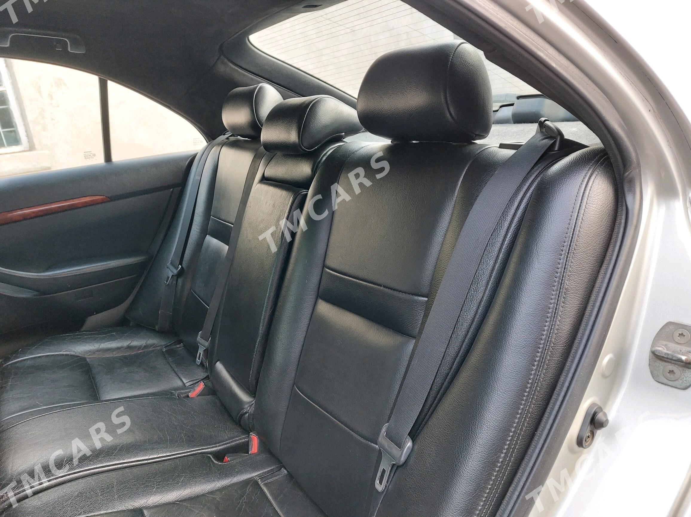 Toyota Avensis 2005 - 125 000 TMT - Köneürgenç - img 6
