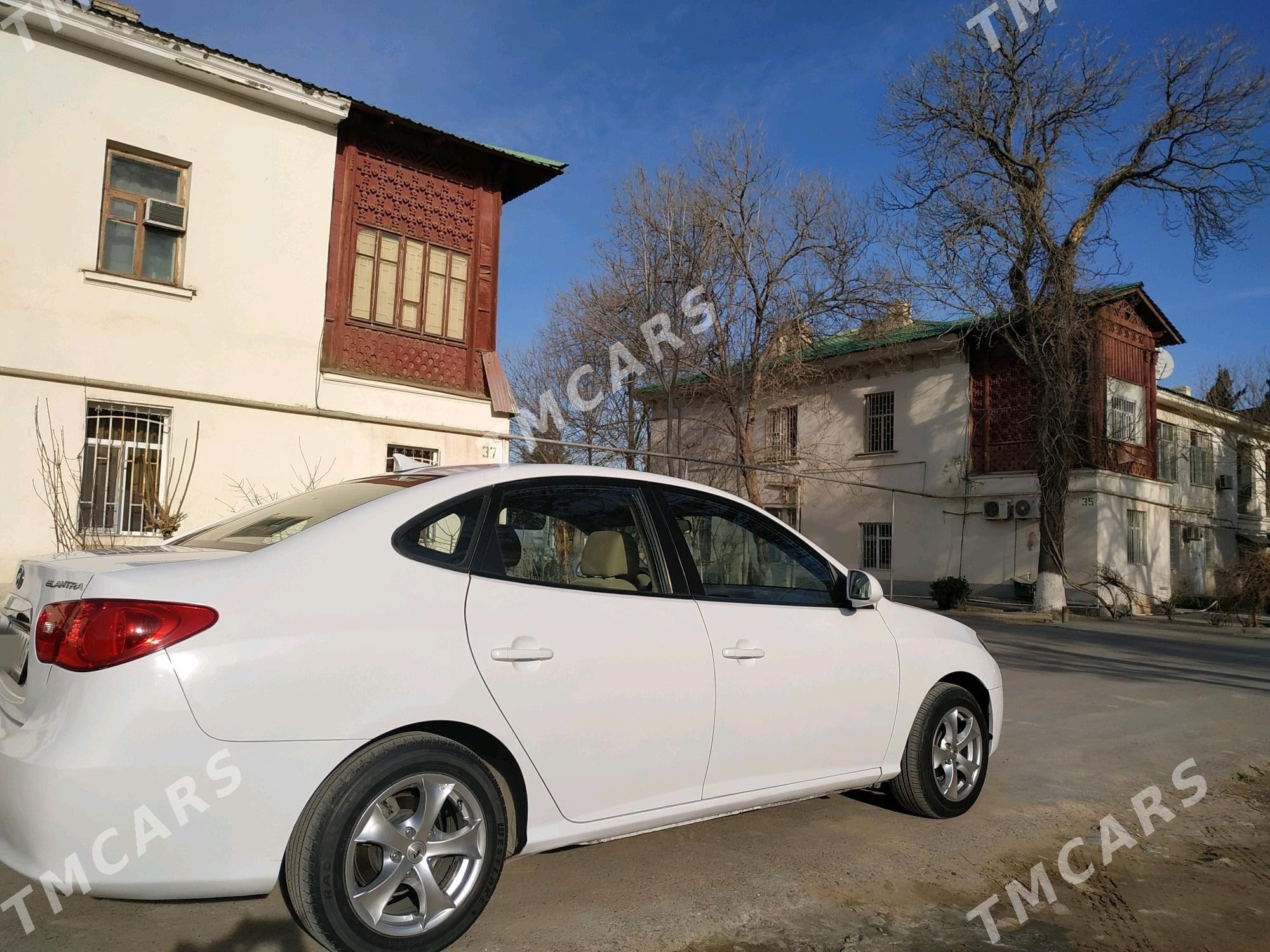 Hyundai Elantra 2010 - 148 000 TMT - Ашхабад - img 7
