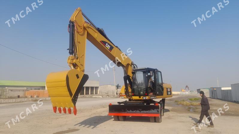 Caterpillar Excavator 2012 - 900 000 TMT - Бузмеин - img 3
