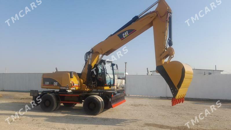 Caterpillar Excavator 2012 - 900 000 TMT - Бузмеин - img 2