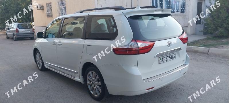 Toyota Sienna 2017 - 395 000 TMT - Aşgabat - img 2