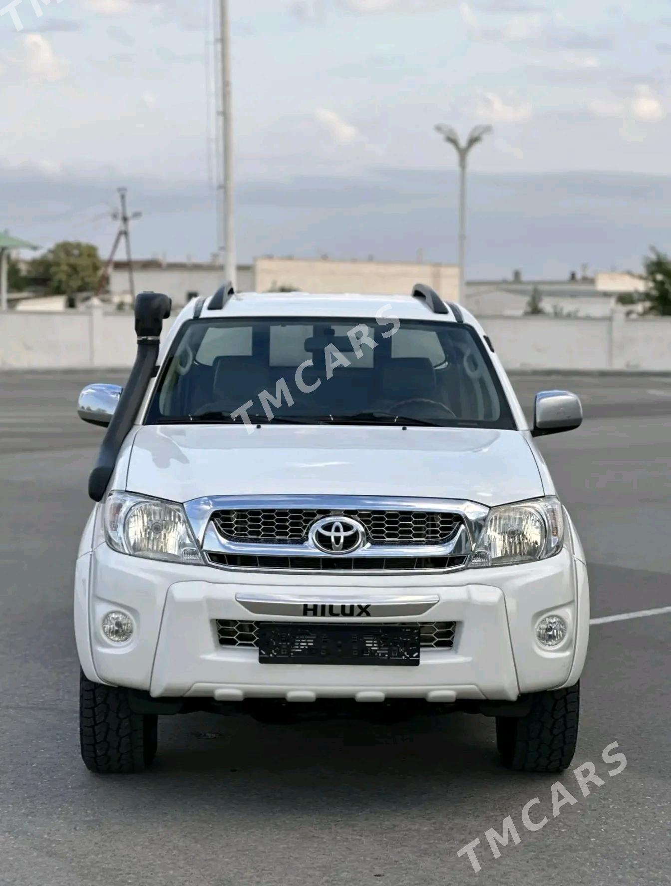 Toyota Hilux 2008 - 260 000 TMT - Туркменбаши - img 3