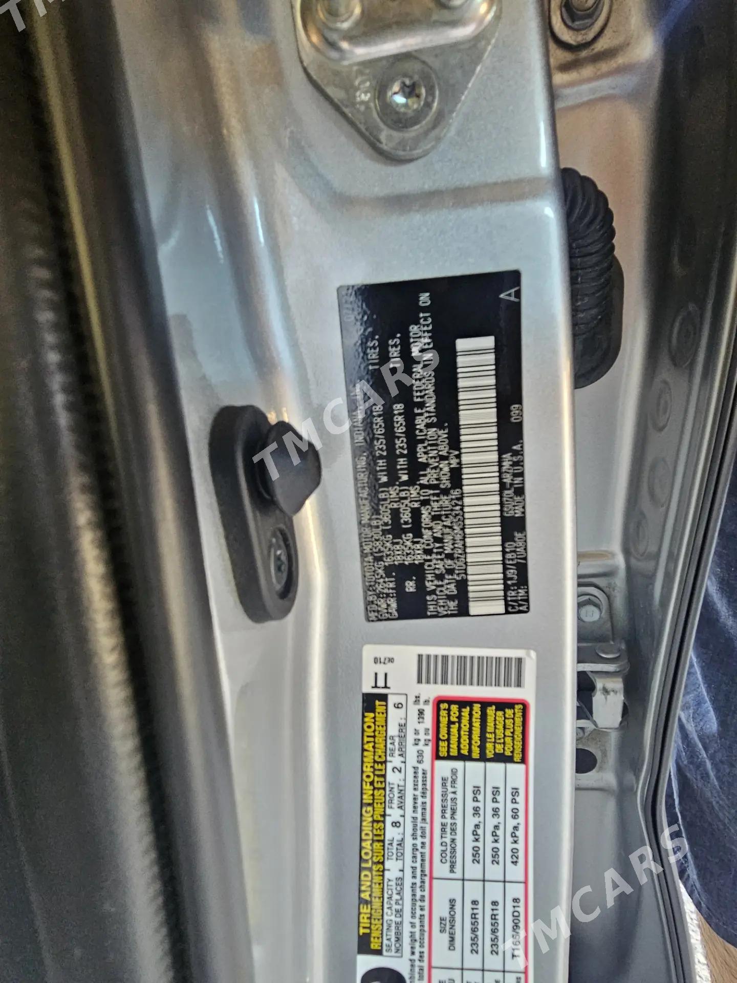 Toyota Highlander 2021 - 580 000 TMT - Байрамали - img 10