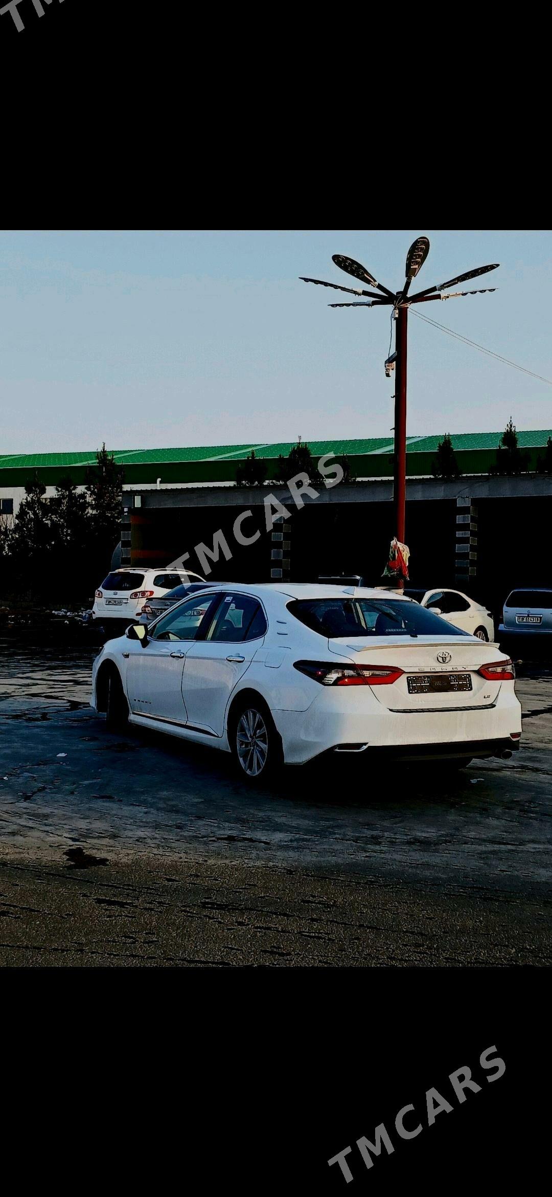 Toyota Camry 2022 - 270 000 TMT - Aşgabat - img 3