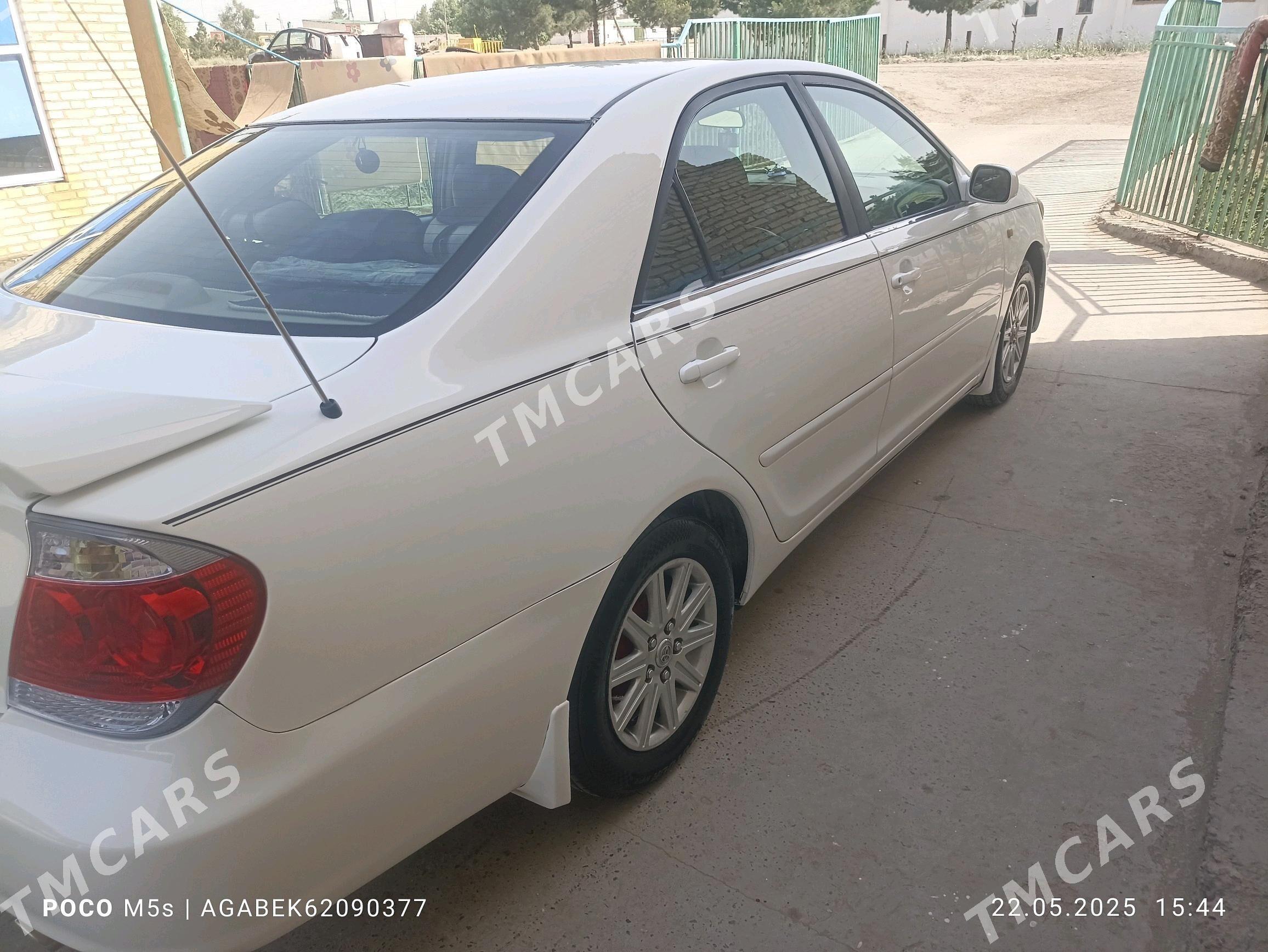 Toyota Camry 2005 - 140 000 TMT - Dänew - img 6