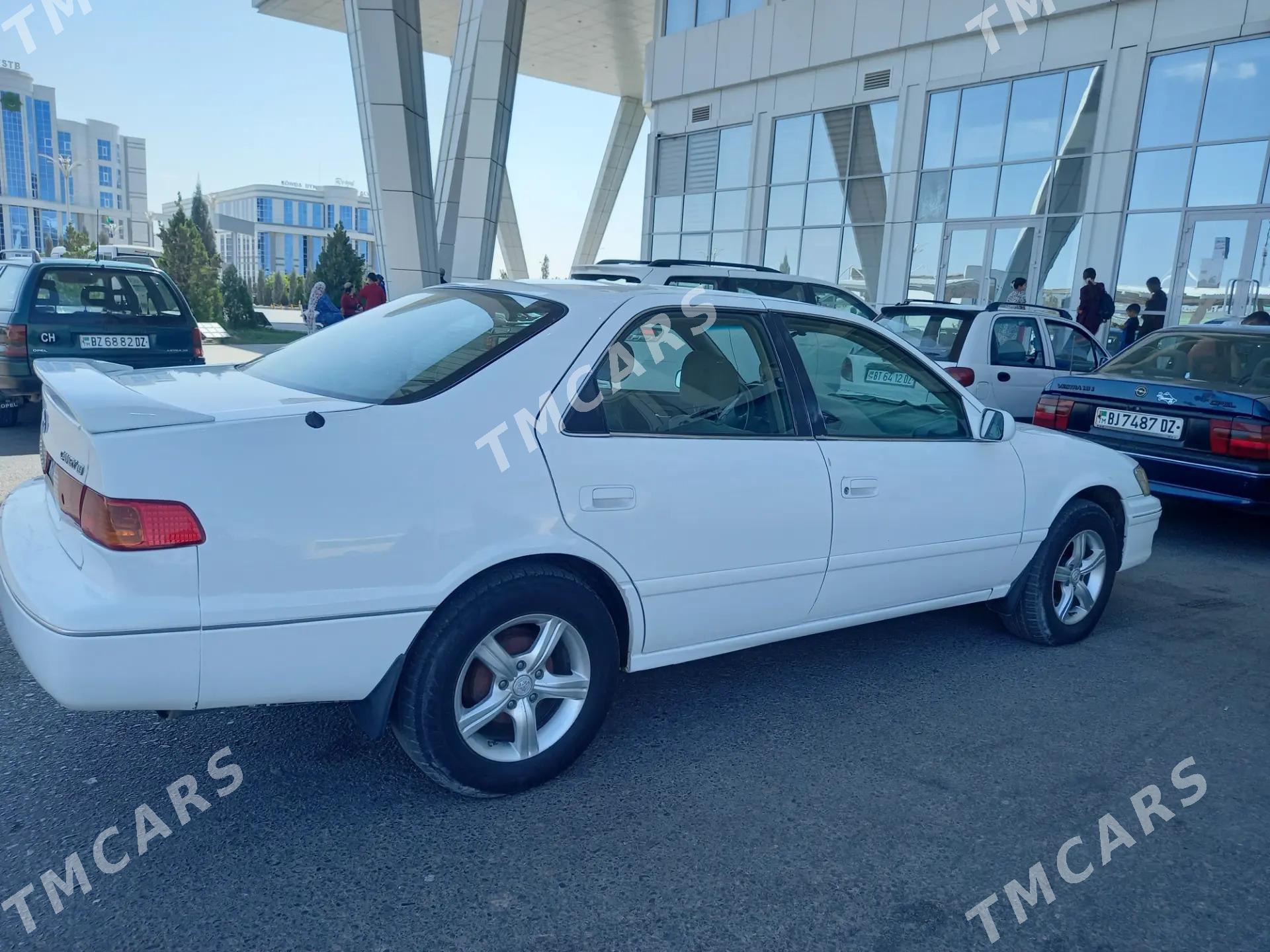 Toyota Camry 2001 - 120 000 TMT - Daşoguz - img 3