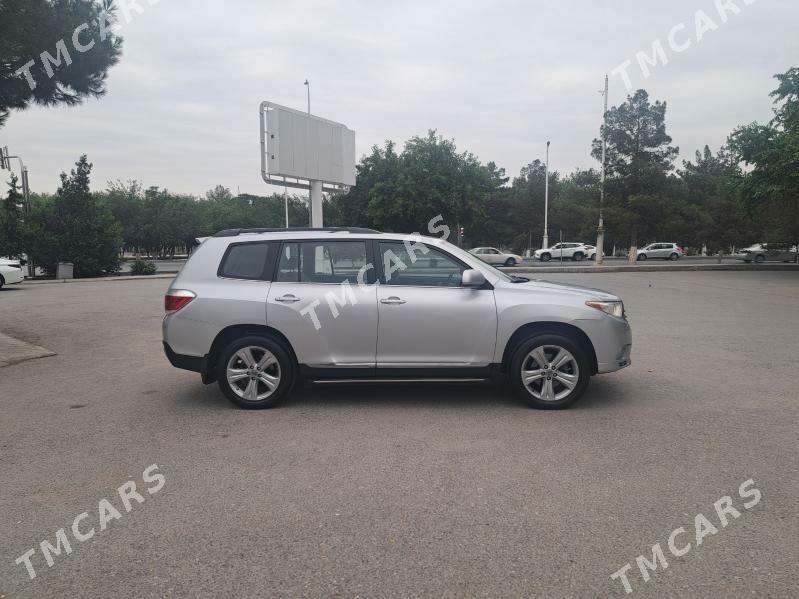 Toyota Highlander 2011 - 330 000 TMT - Ашхабад - img 2