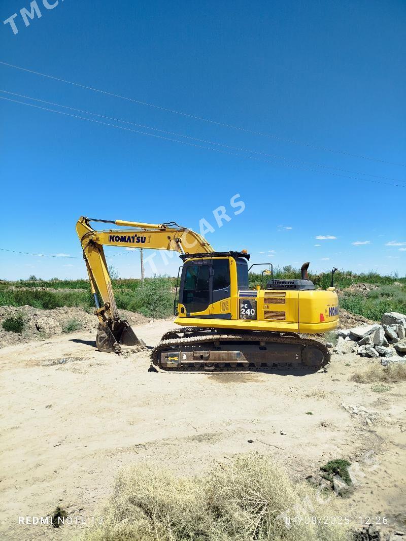 Komatsu HB215LC-3 2020 - 1 150 000 TMT - Dänew - img 3