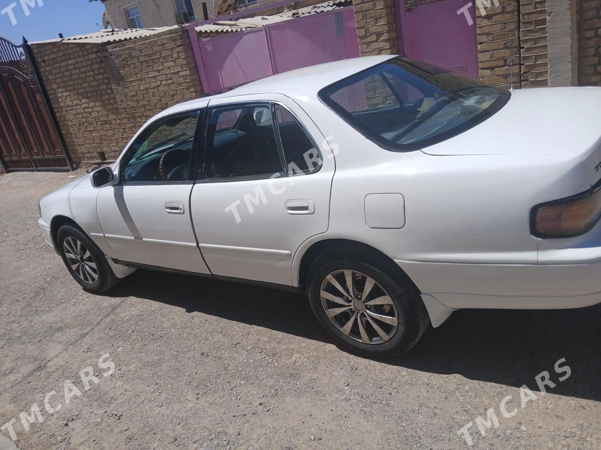 Toyota Camry 1992 - 70 000 TMT - Wekilbazar - img 3