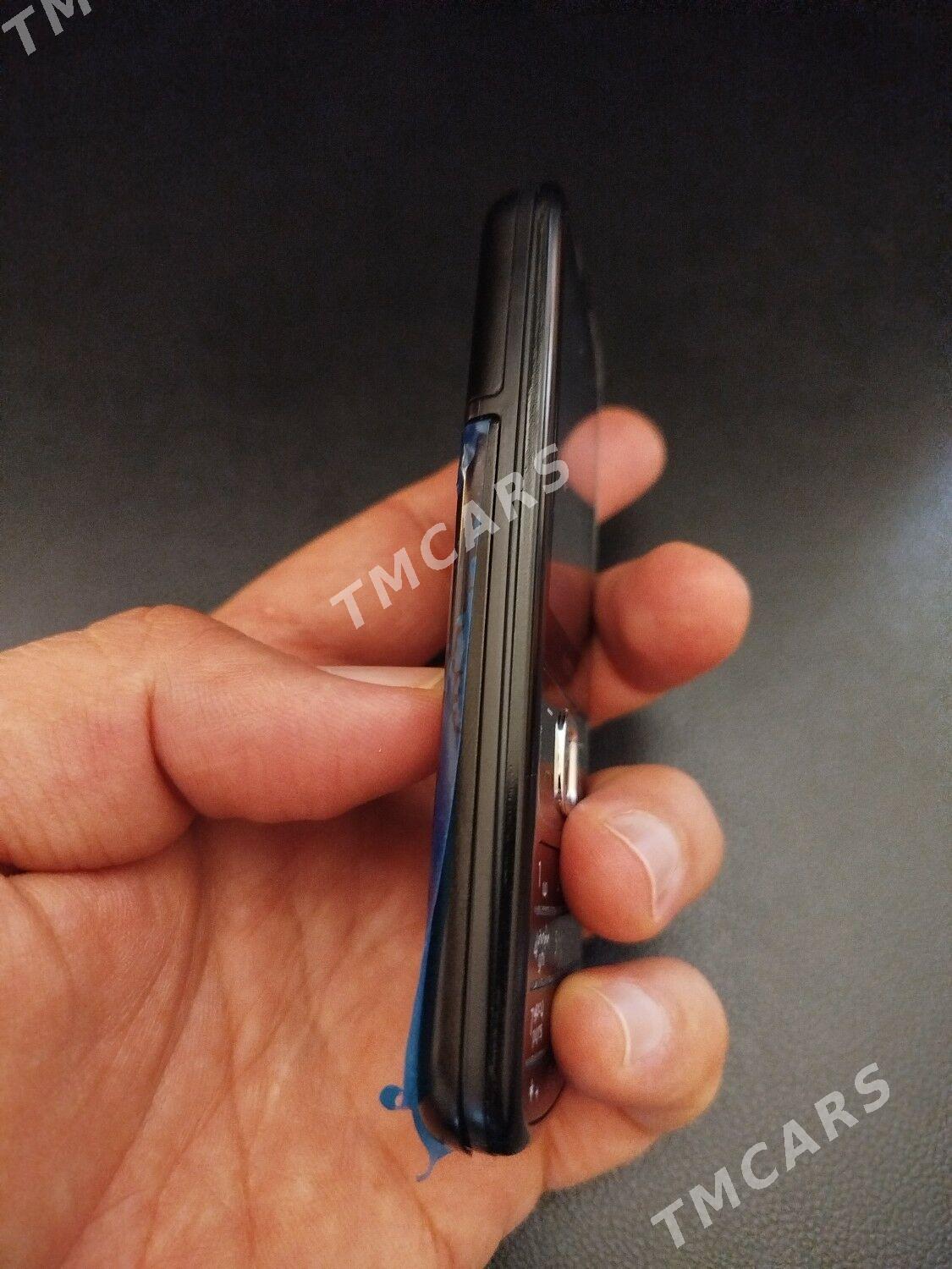 Nokia 6700 - Büzmeýin - img 5