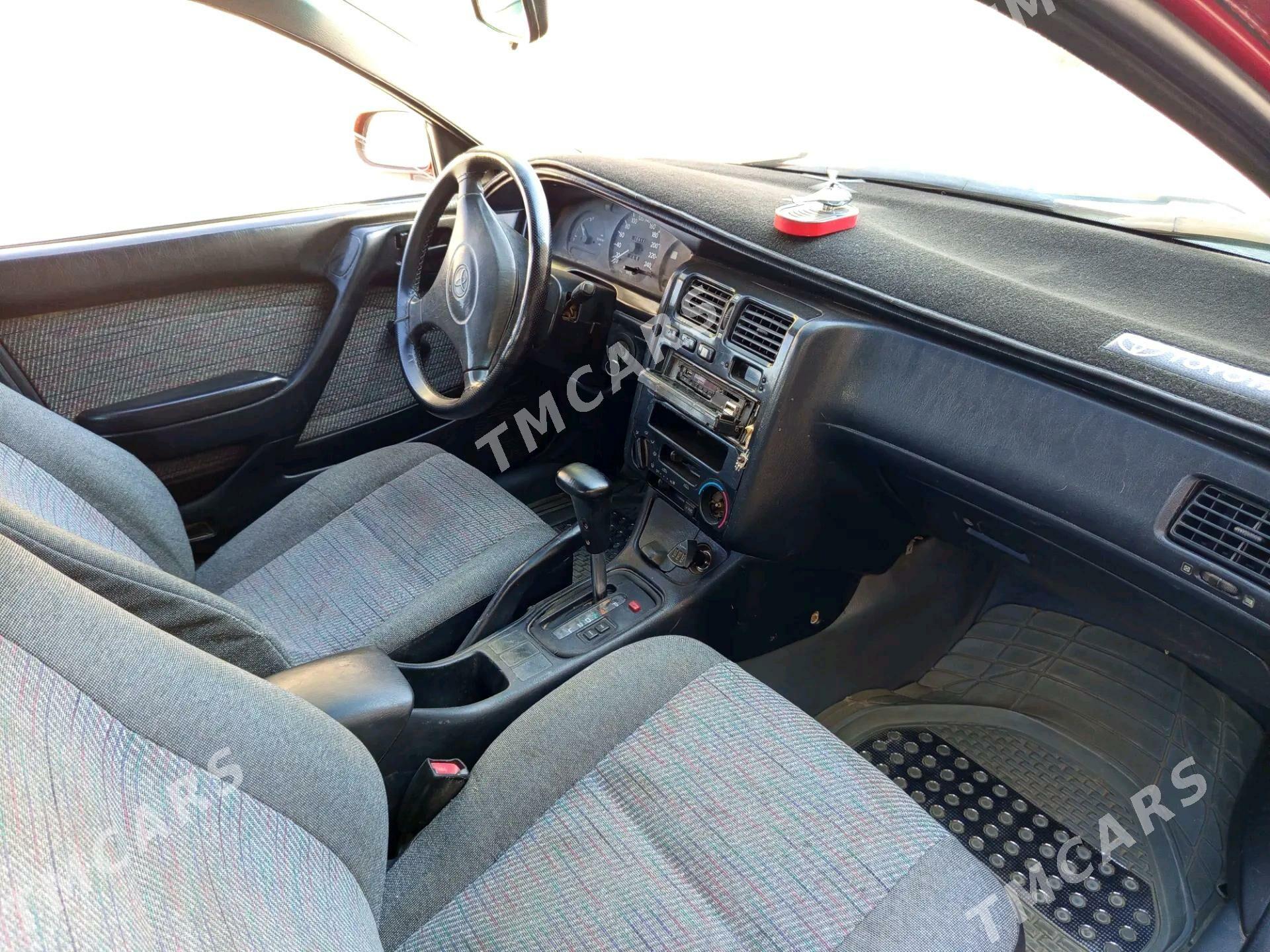 Toyota Carina 1992 - 72 000 TMT - Köneürgenç - img 7