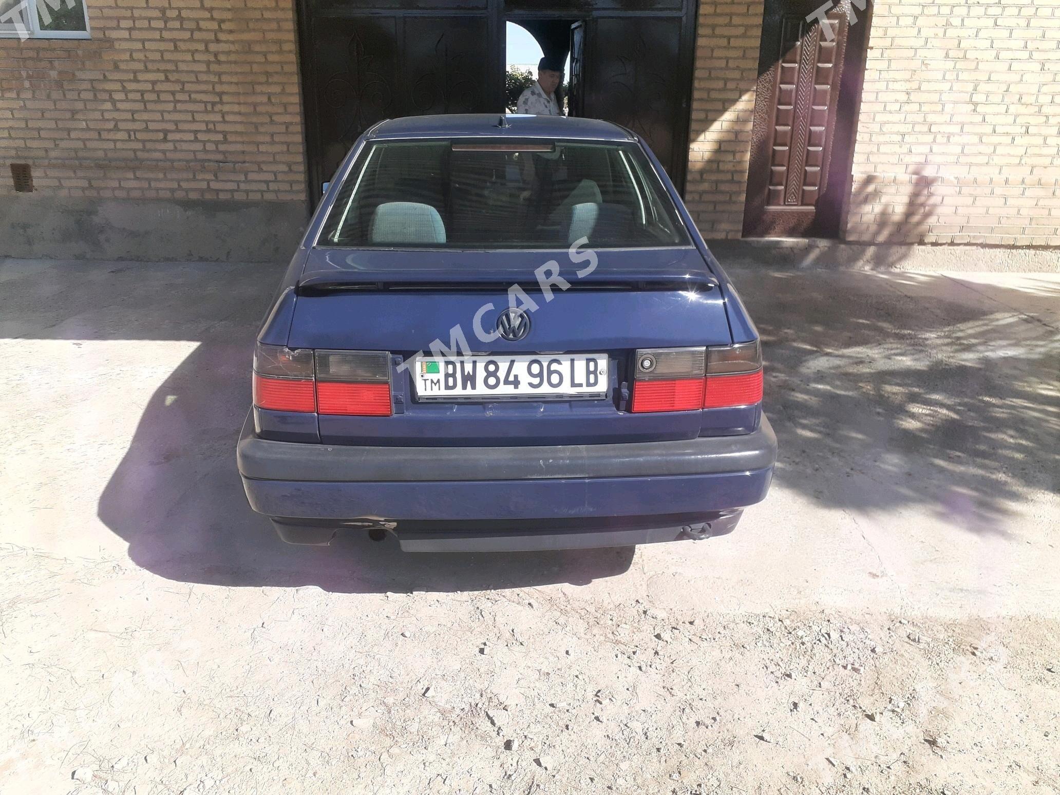 Volkswagen Jetta 1994 - 30 000 TMT - Гарабекевюл - img 7