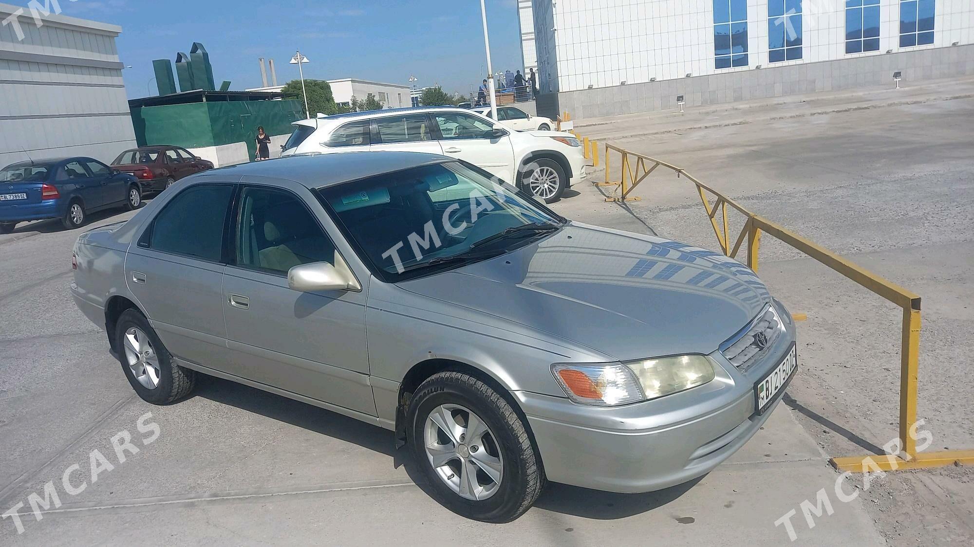 Toyota Camry 2001 - 170 000 TMT - Daşoguz - img 4