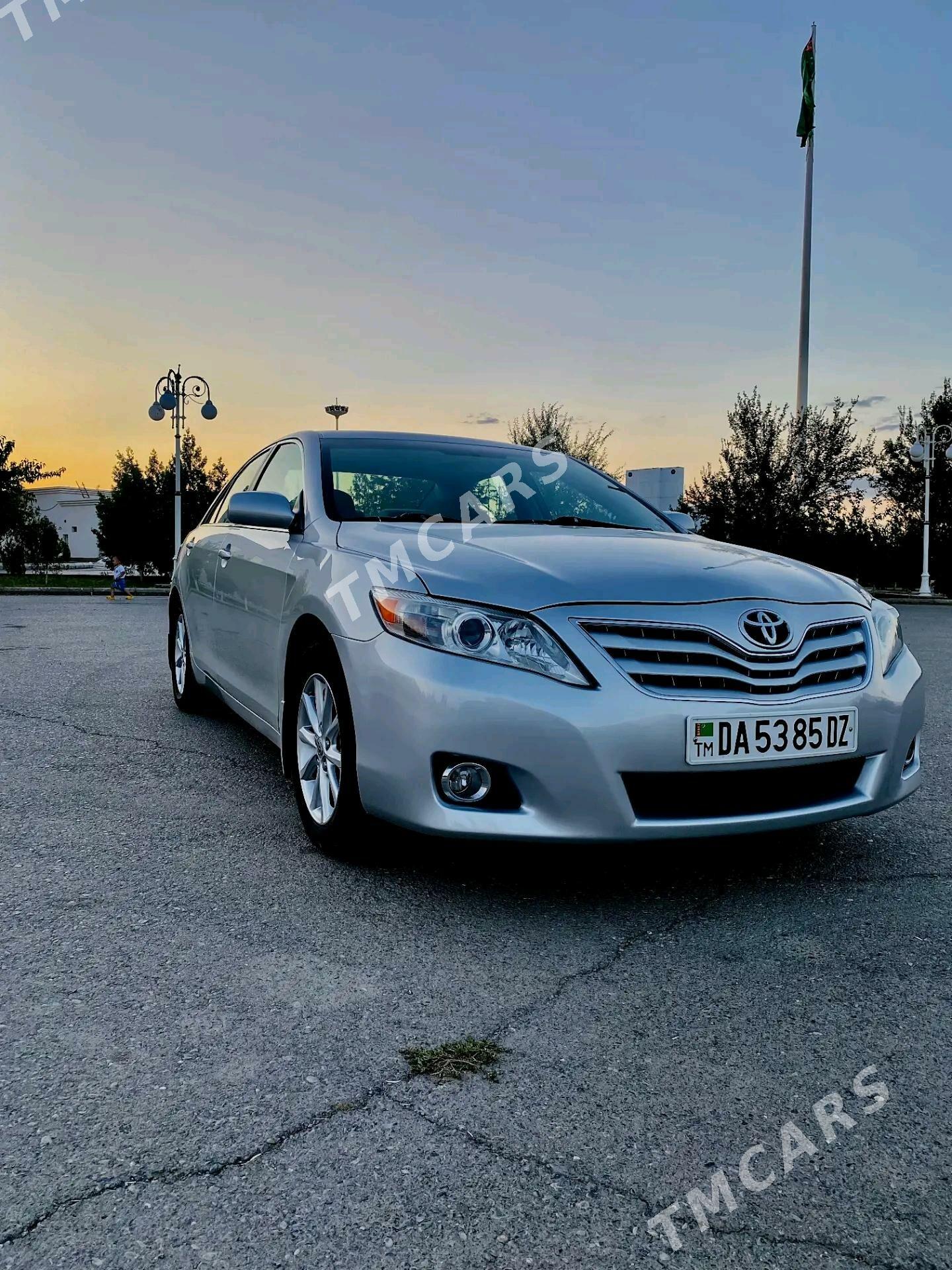 Toyota Camry 2010 - 200 000 TMT - Дашогуз - img 6
