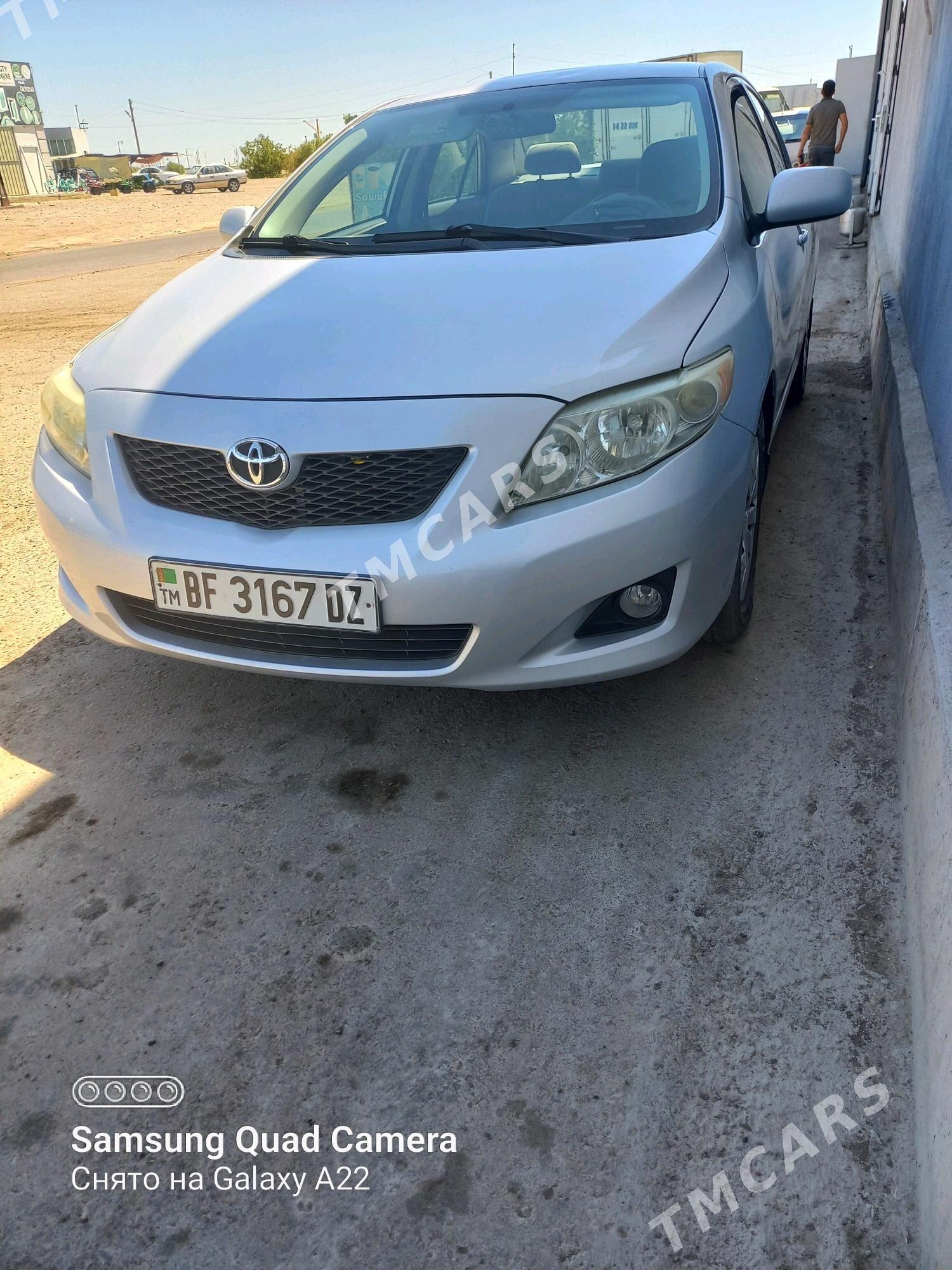 Toyota Corolla 2010 - 132 000 TMT - Дашогуз - img 3