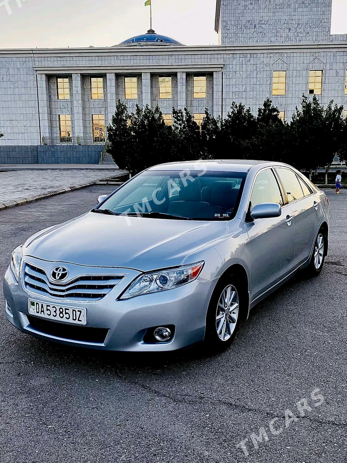 Toyota Camry 2010 - 200 000 TMT - Дашогуз - img 9