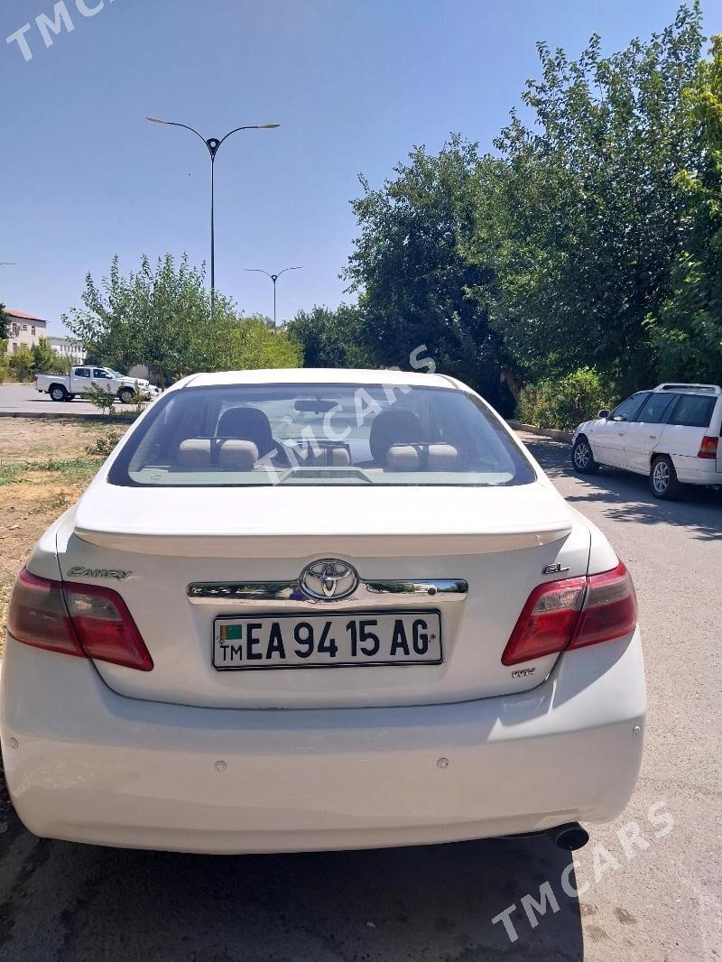 Toyota Camry 2008 - 140 000 TMT - 6 mkr - img 2