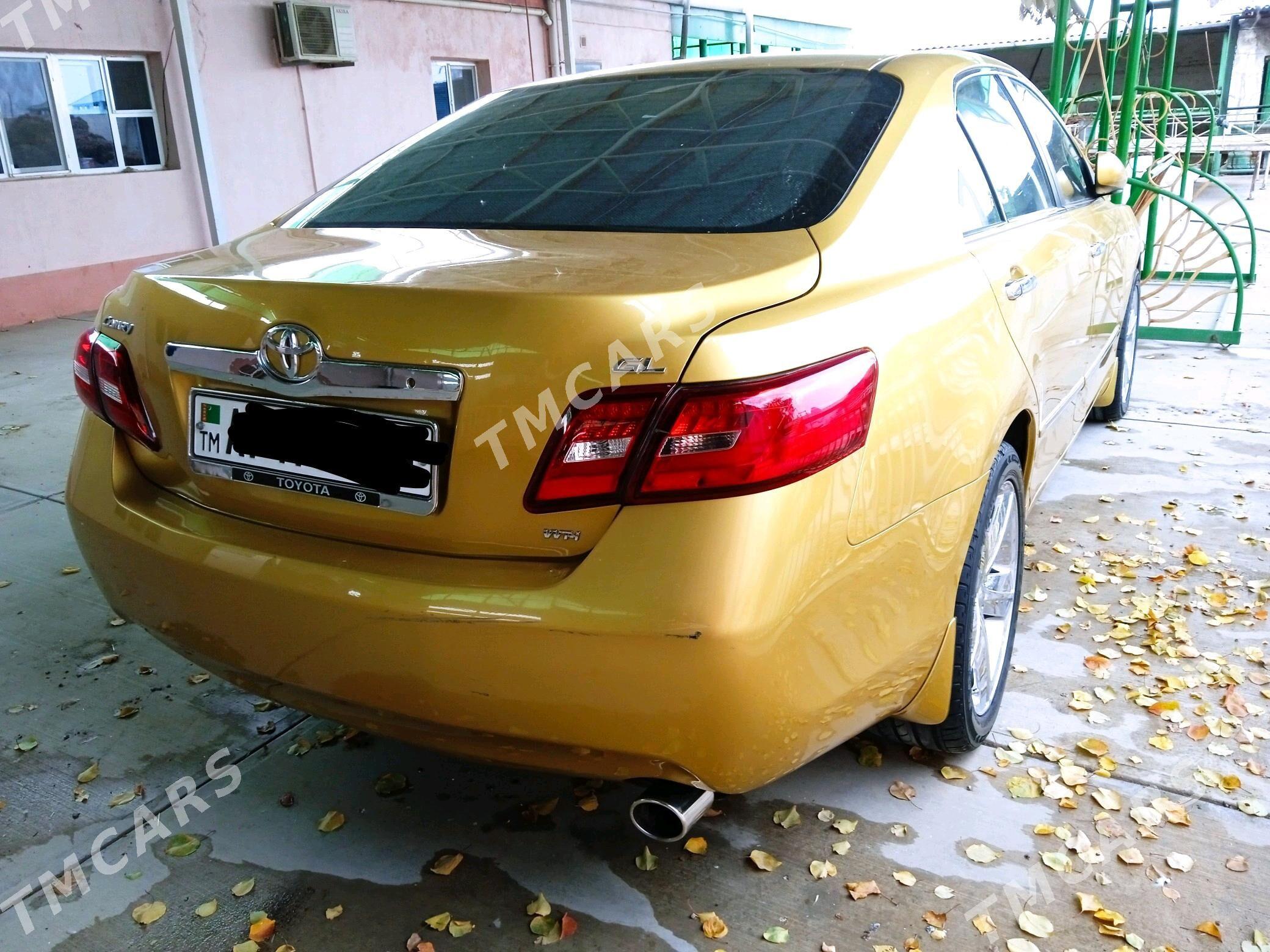 Toyota Camry 2010 - 290 000 TMT - Gyzylarbat - img 2