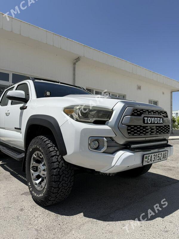 Toyota Tacoma 2017 - 405 000 TMT - Aşgabat - img 4