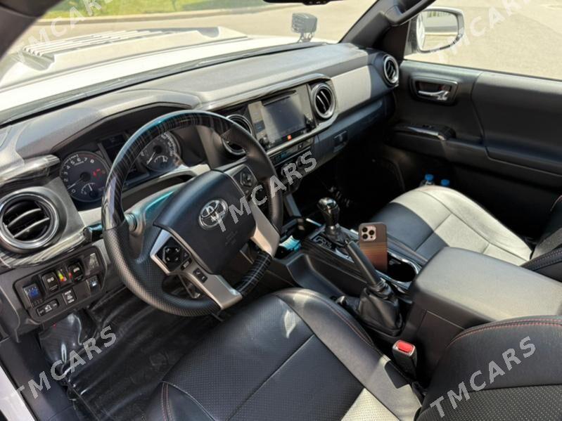 Toyota Tacoma 2017 - 405 000 TMT - Aşgabat - img 8