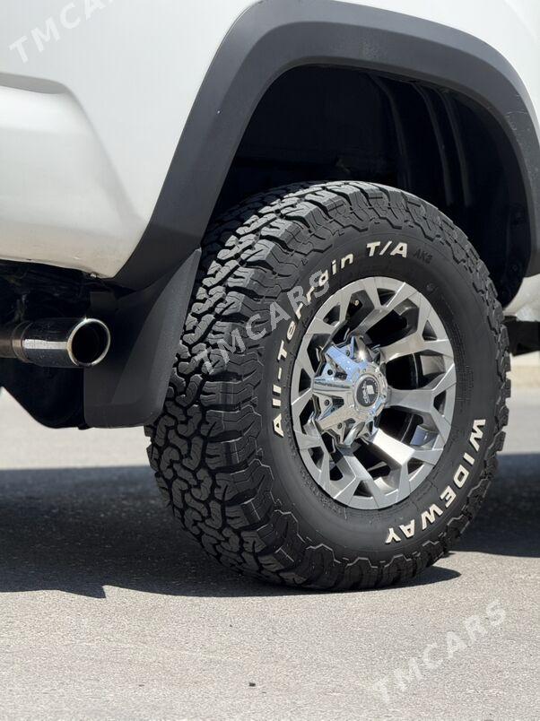 Toyota Tacoma 2017 - 405 000 TMT - Aşgabat - img 6