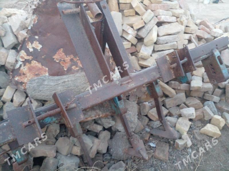 MTZ T-28 1987 - 20 000 TMT - Sakar - img 6