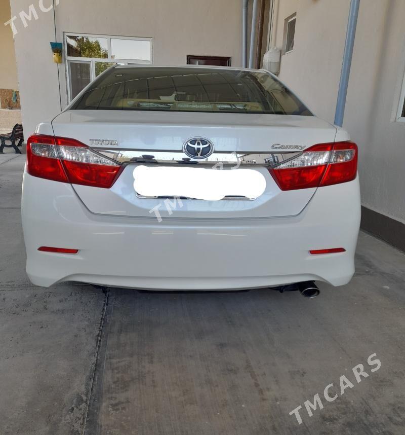 Toyota Camry 2014 - 385 000 TMT - Hitrowka - img 2