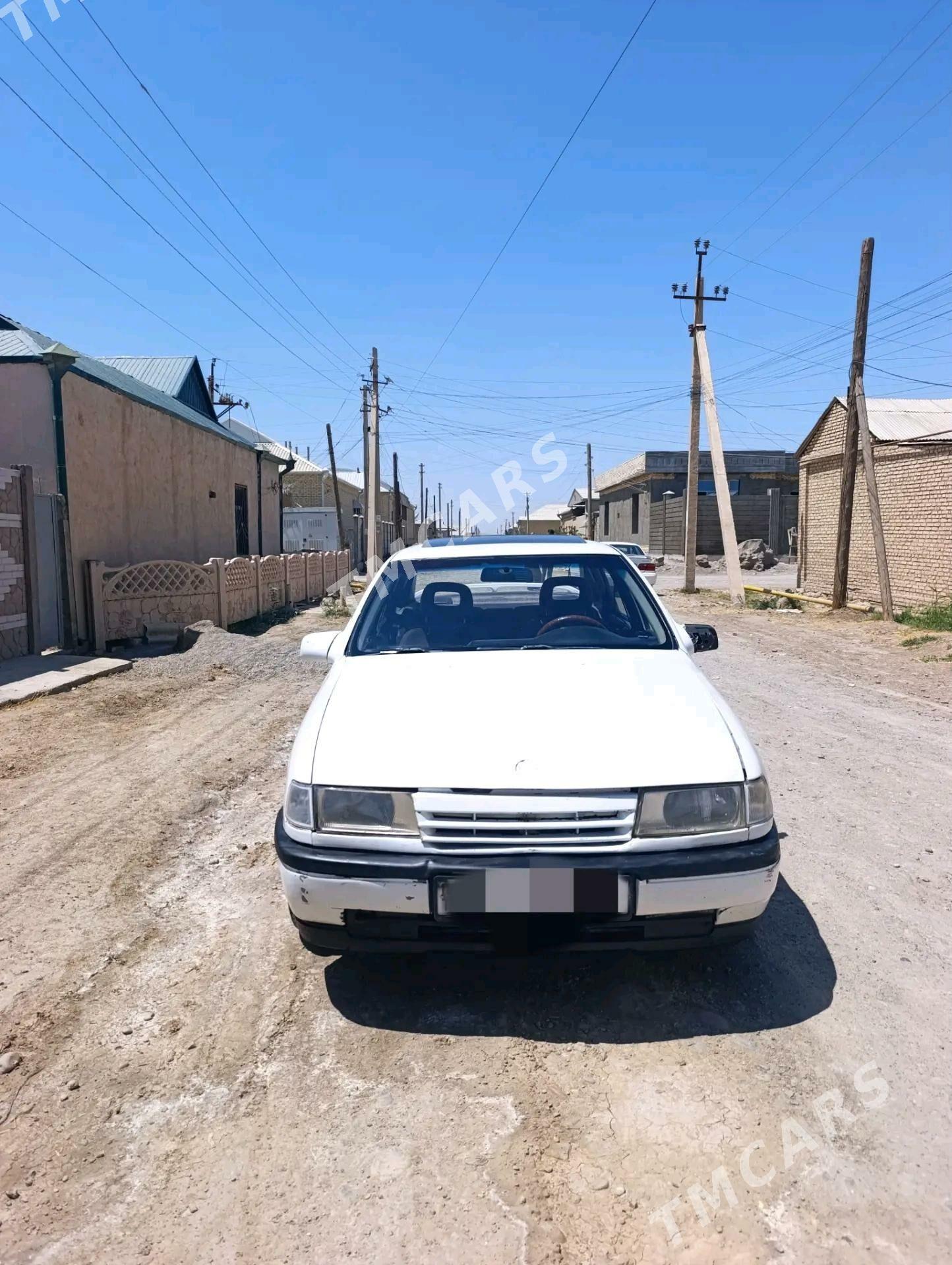 Opel Vectra 1990 - 17 000 TMT - Mary - img 2