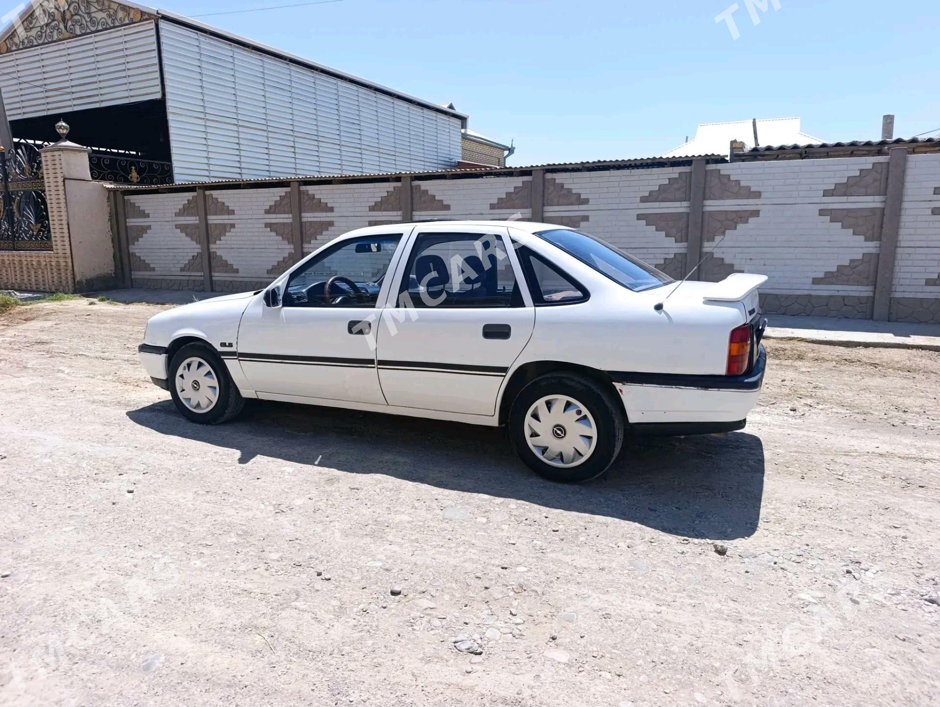 Opel Vectra 1990 - 17 000 TMT - Mary - img 3