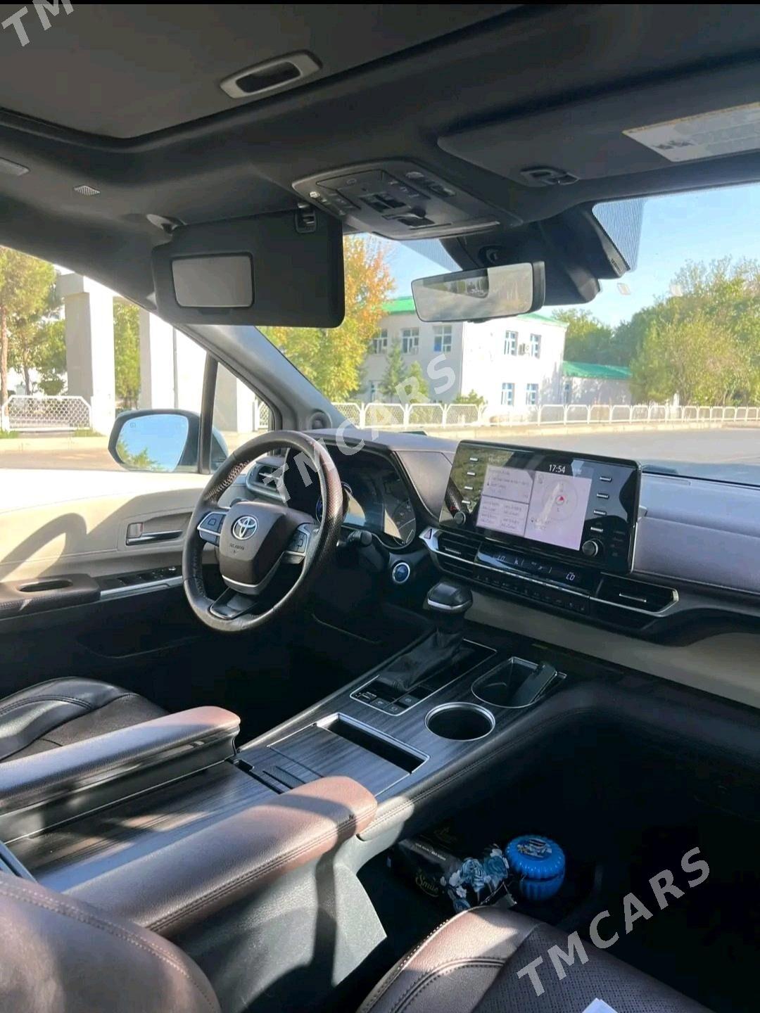 Toyota Sienna 2021 - 755 000 TMT - Мары - img 9
