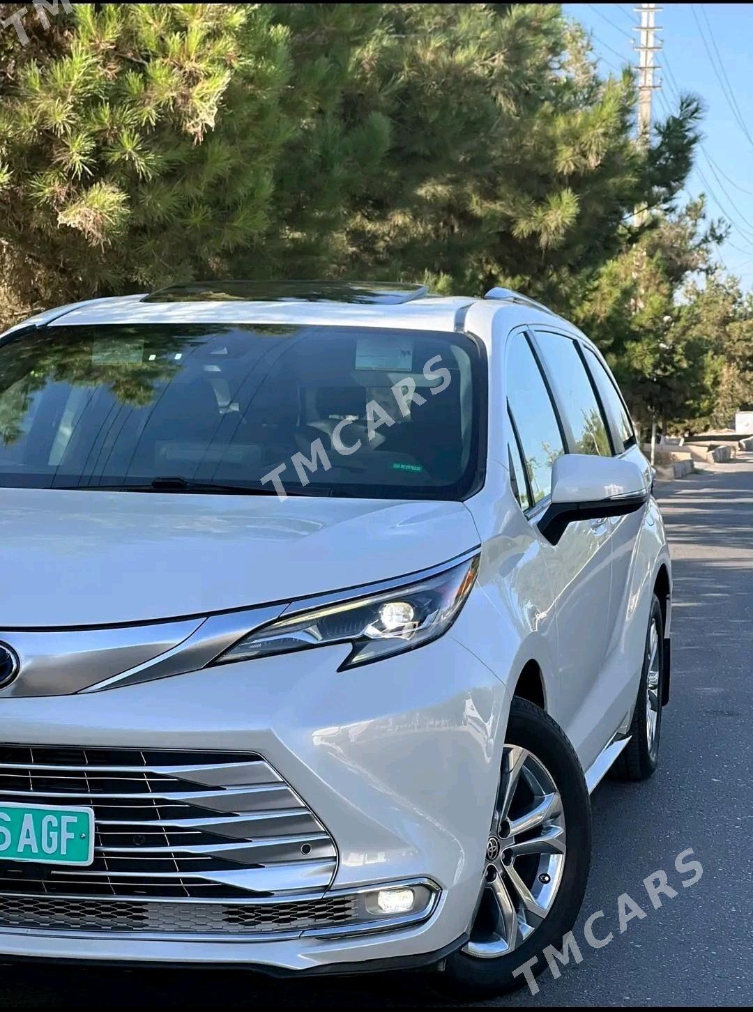 Toyota Sienna 2021 - 755 000 TMT - Мары - img 7