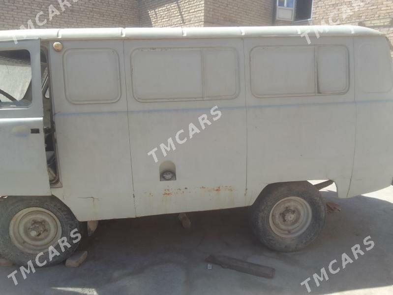 UAZ 462 2000 - 30 000 TMT - Чарджоу - img 3