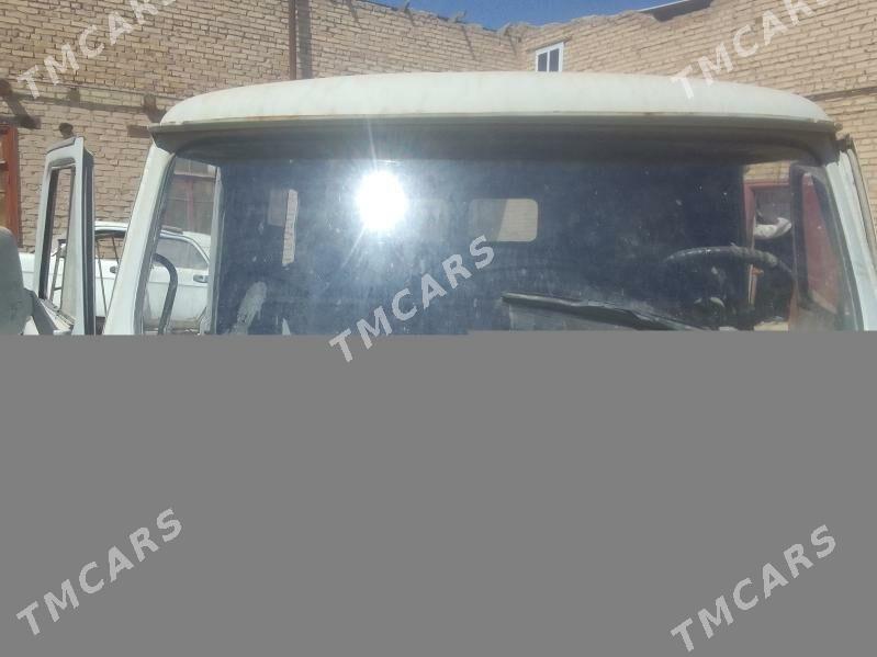 UAZ 462 2000 - 30 000 TMT - Чарджоу - img 4