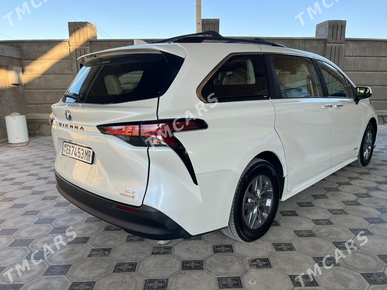Toyota Sienna 2021 - 480 000 TMT - Мары - img 3