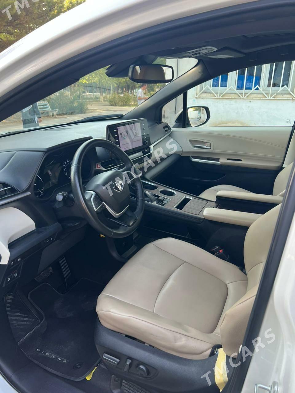 Toyota Sienna 2021 - 480 000 TMT - Мары - img 4