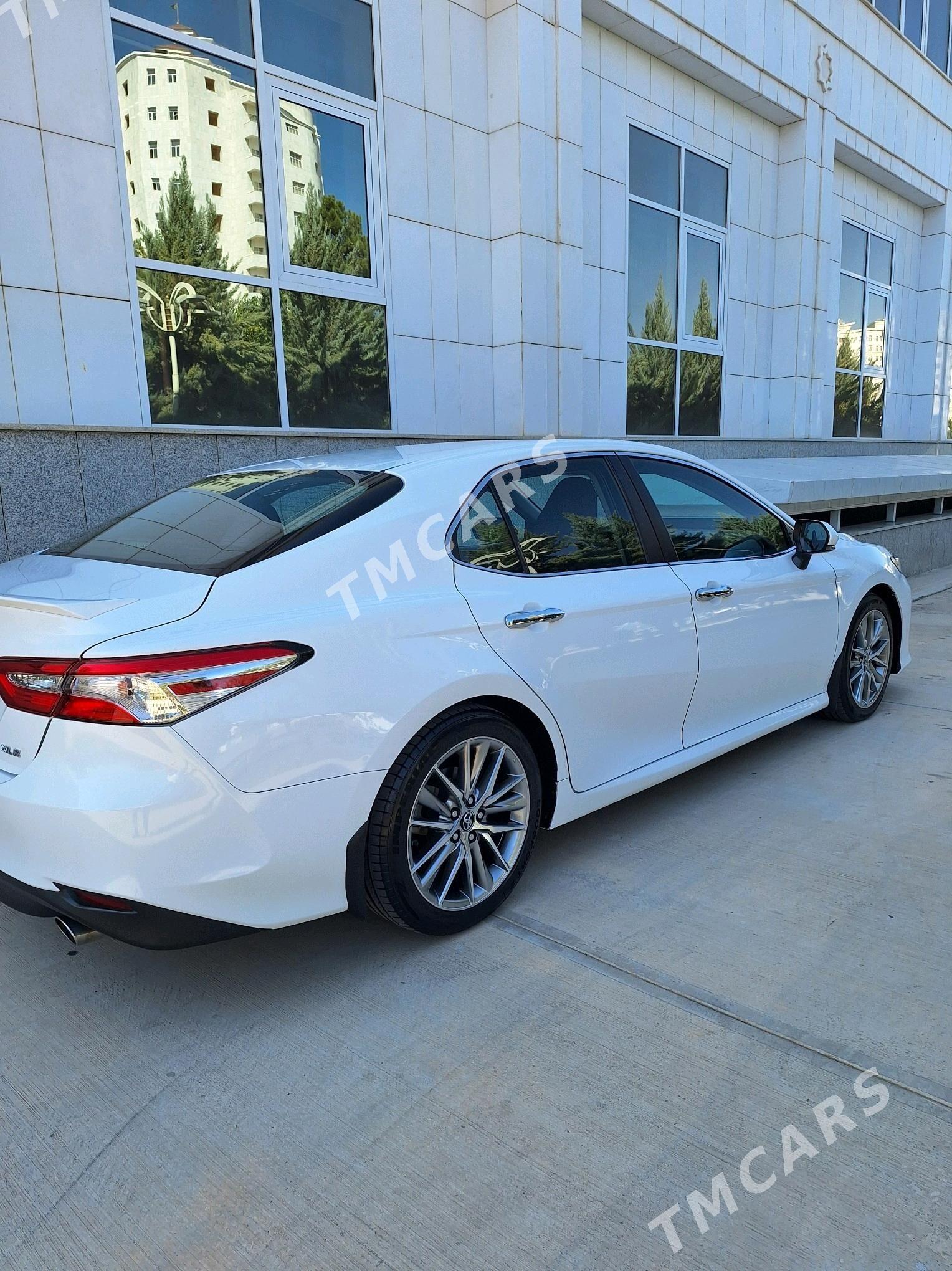 Toyota Camry 2018 - 298 000 TMT - Aşgabat - img 3