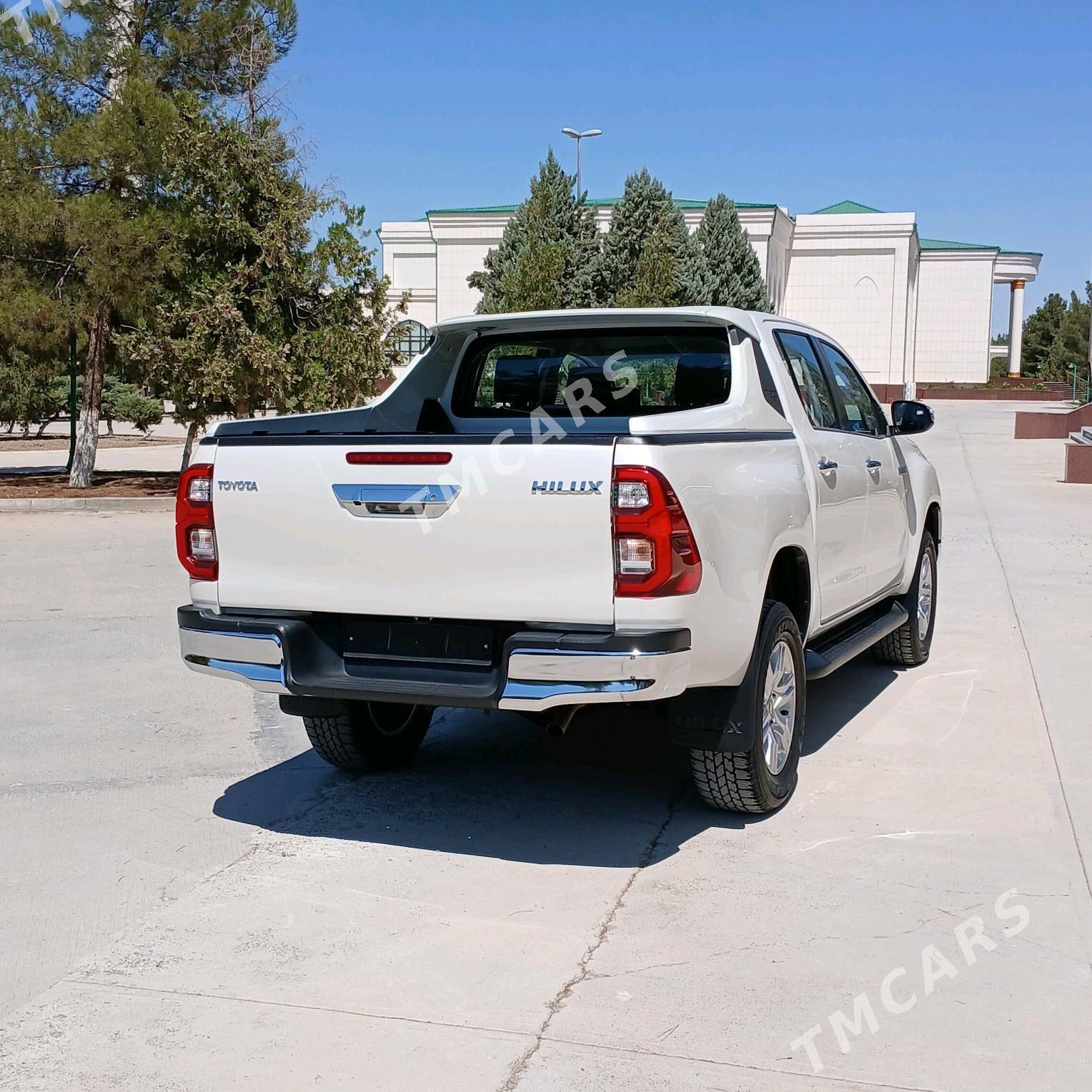 Toyota Hilux 2021 - 585 000 TMT - Гёкдепе - img 4