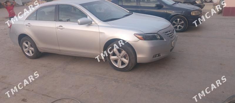 Toyota Camry 2008 - 130 000 TMT - Гурбансолтан Едже - img 1