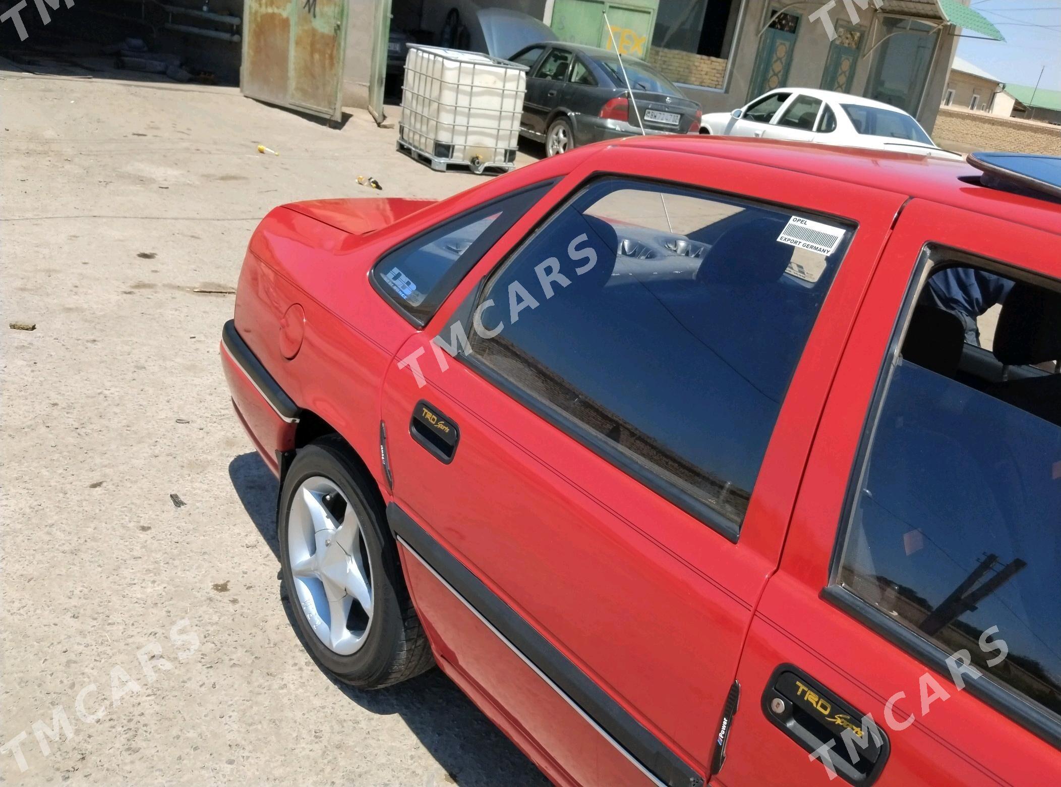Opel Vectra 1993 - 40 000 TMT - Gubadag - img 5