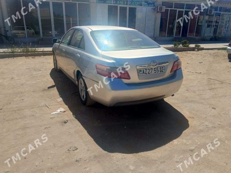 Toyota Camry 2008 - 130 000 TMT - Гурбансолтан Едже - img 4