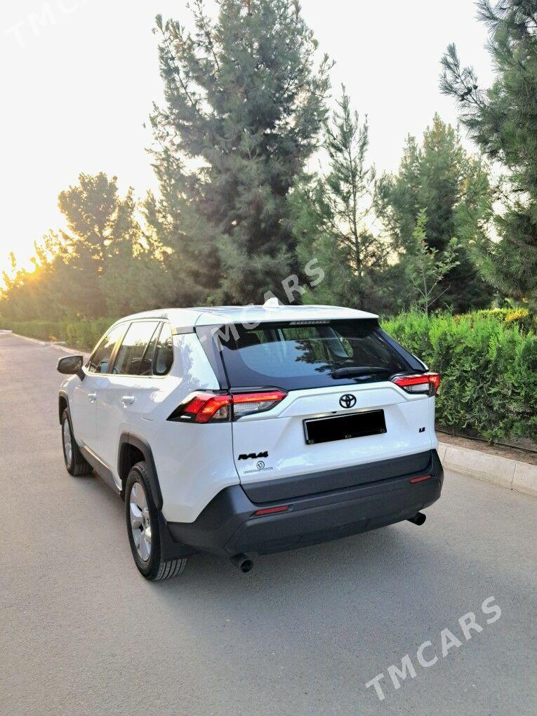 Toyota RAV4 2022 - 370 000 TMT - Бузмеин ГРЭС - img 9