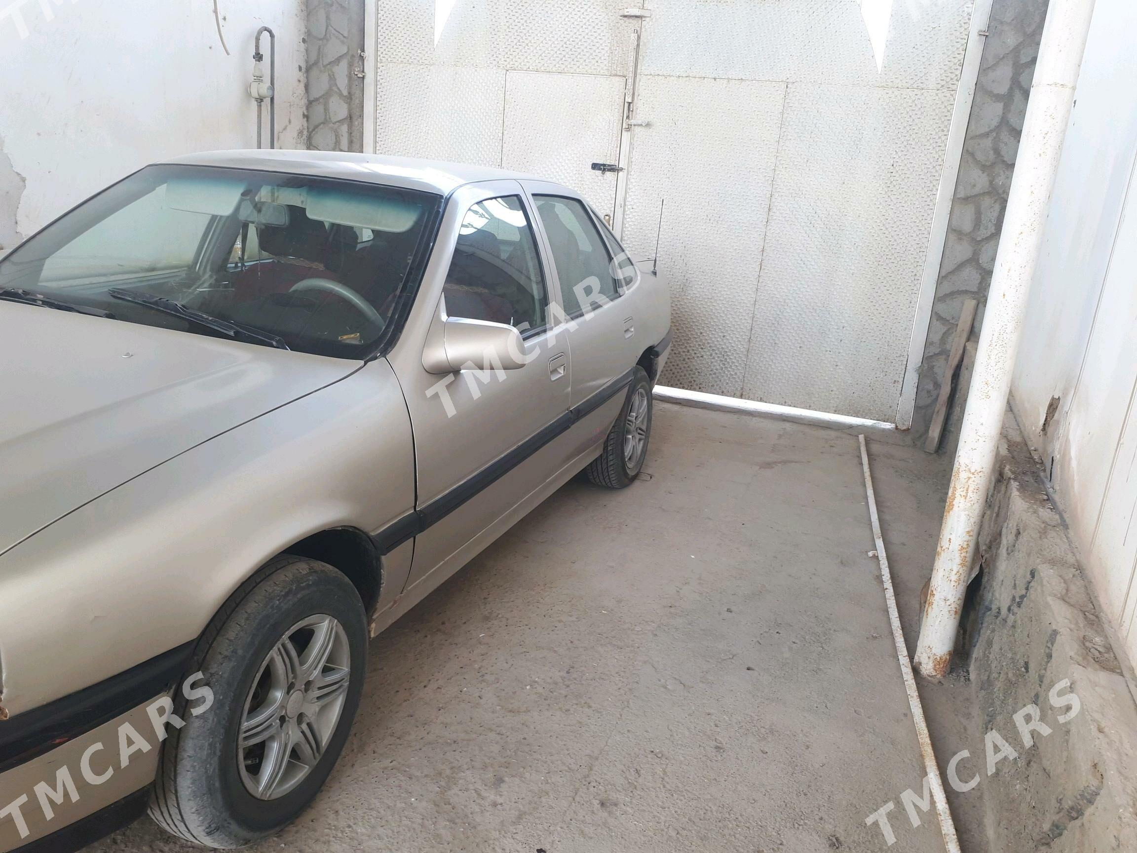Opel Vectra 1992 - 32 000 TMT - Türkmenbaşy etr. - img 3