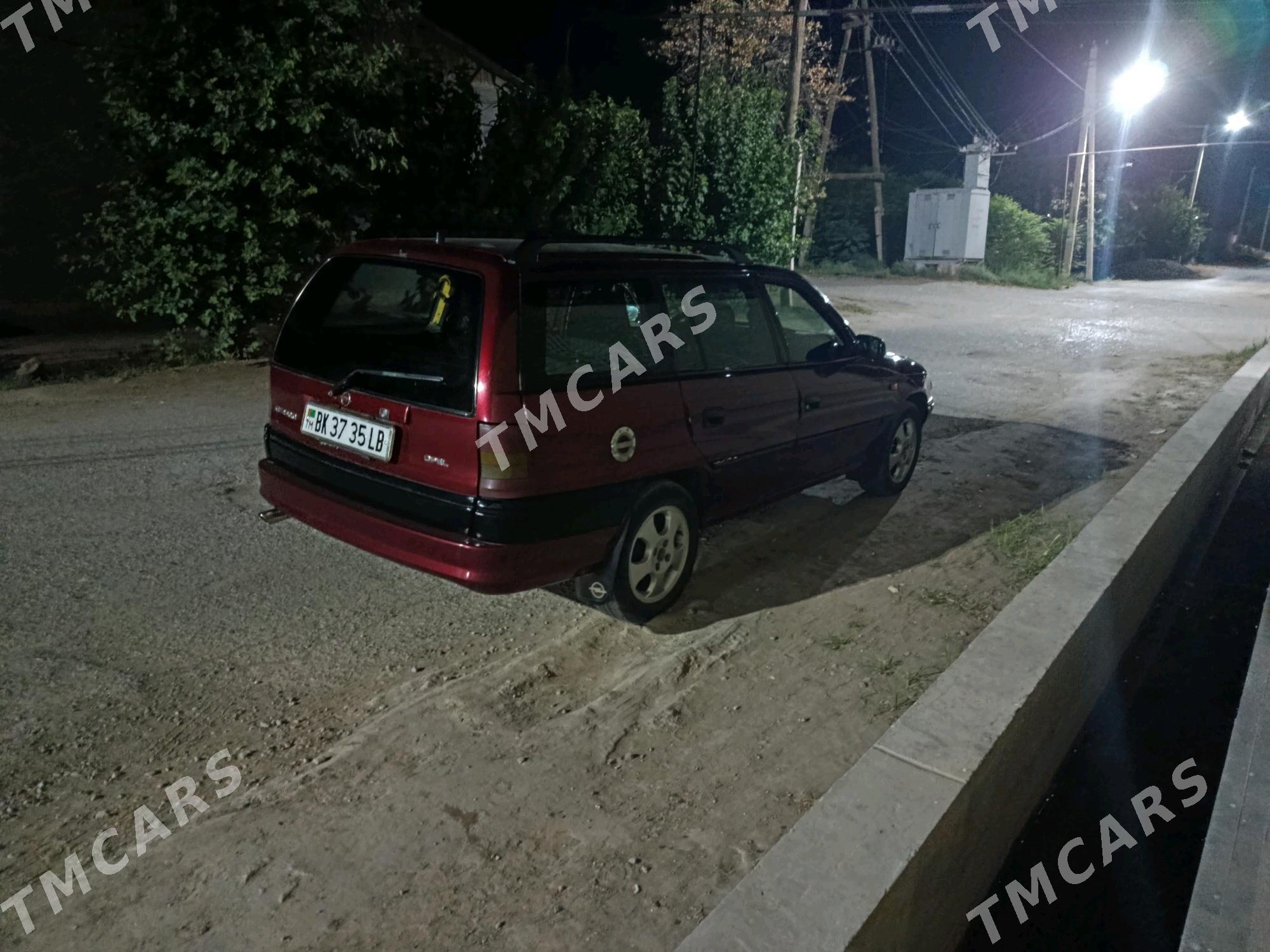 Opel Astra 1996 - 60 000 TMT - Sakar - img 8