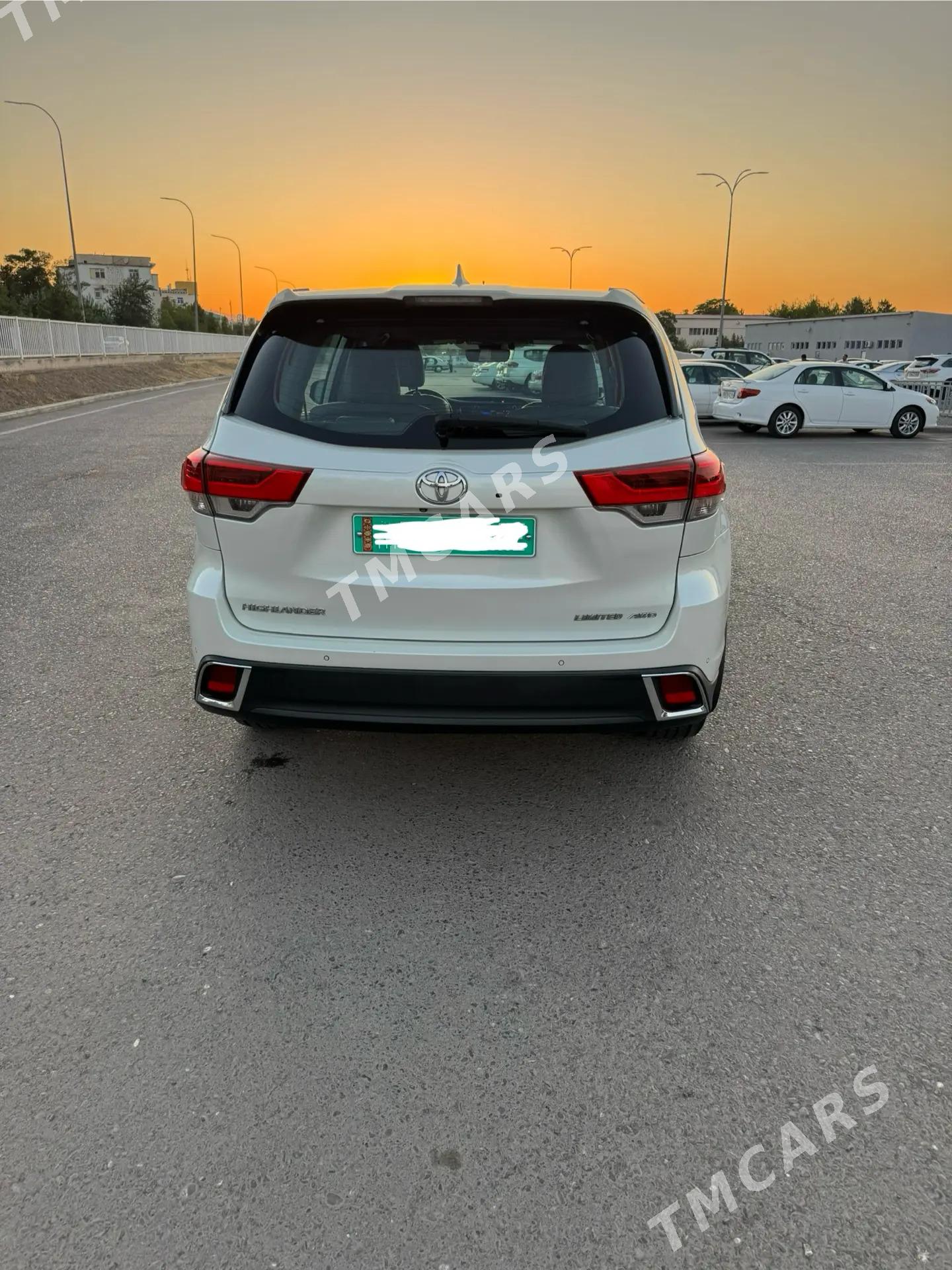 Toyota Highlander 2019 - 500 000 TMT - Aşgabat - img 6