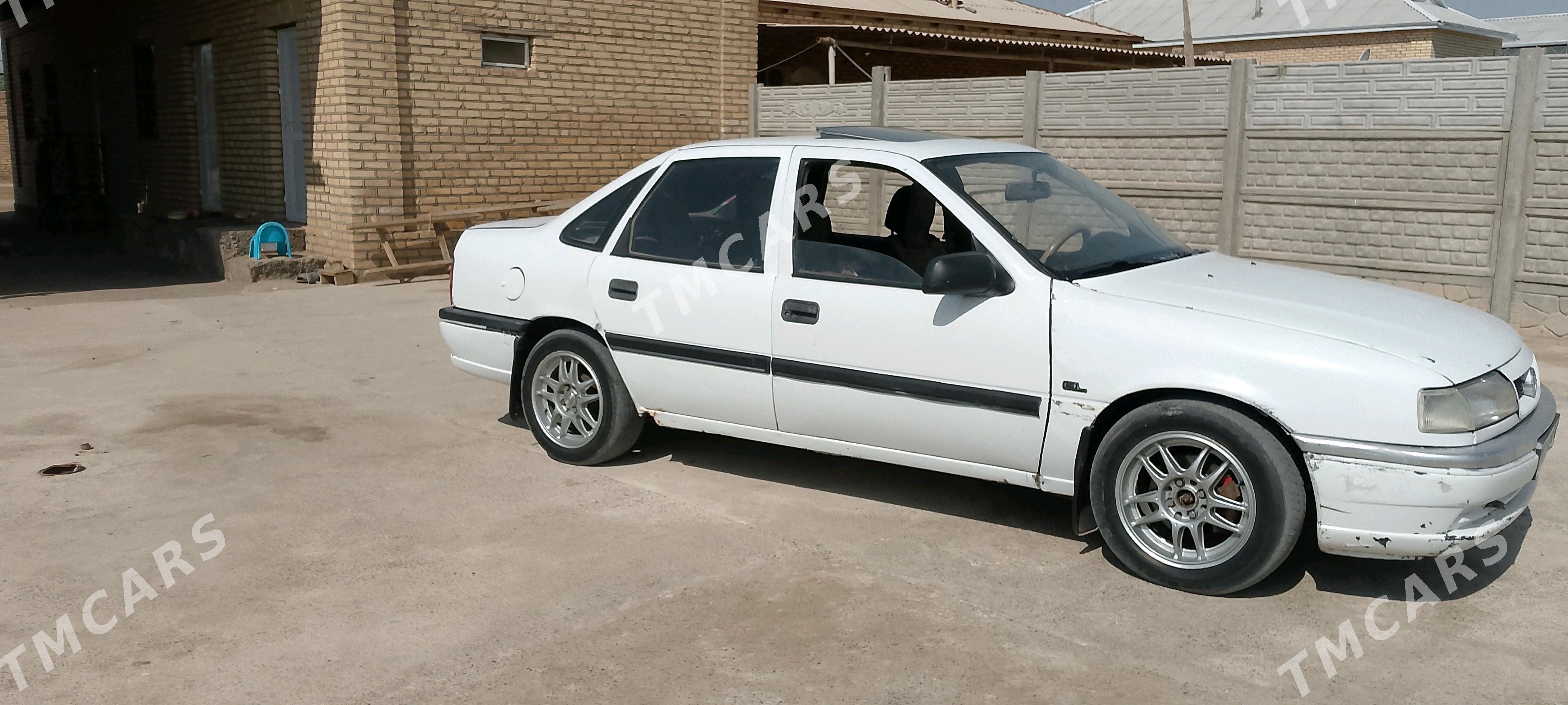 Opel Vectra 1992 - 24 000 TMT - Mary - img 5